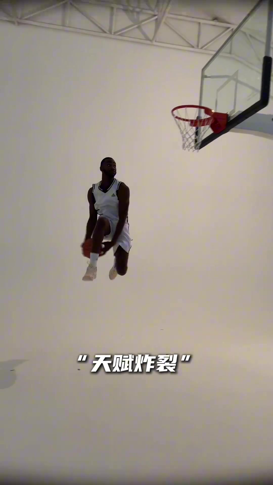 隨便360可太強(qiáng)了一起來觀摩嘴哥拍攝日