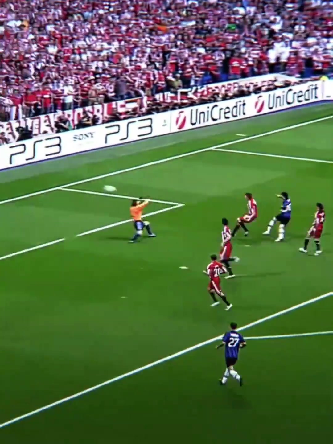 當(dāng)年有多少內(nèi)拉沒想到穆里尼奧的最后一場(chǎng)藍(lán)黑比賽竟是歐冠決賽